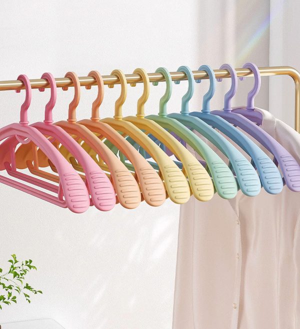 Joybos? Non-Slip Space Saving Hangers in Rainbow Colors F126